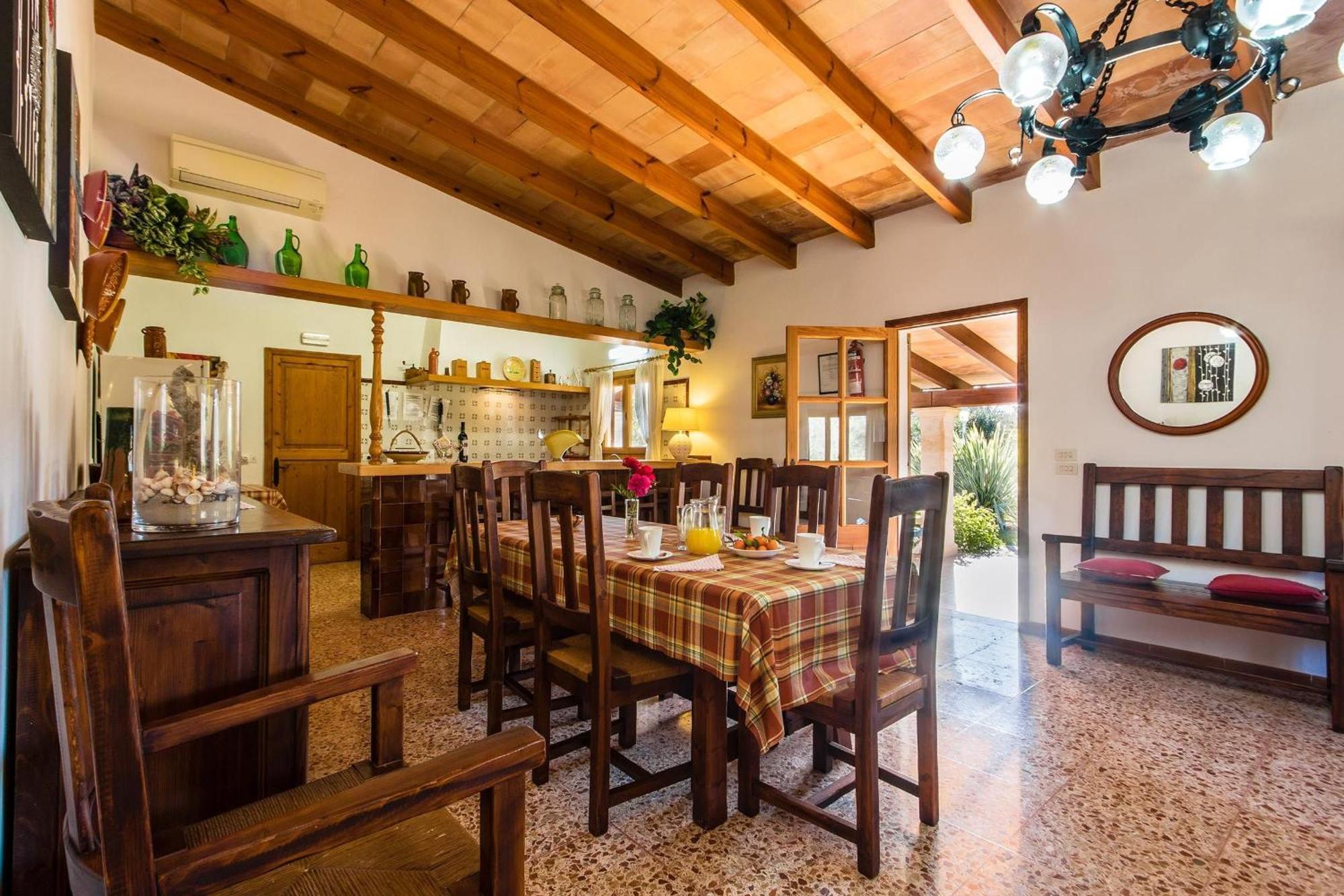 Zweizimmerhaus Mit Schoenen Aussichten In Der Naehe Von Ferienhaus Pollença