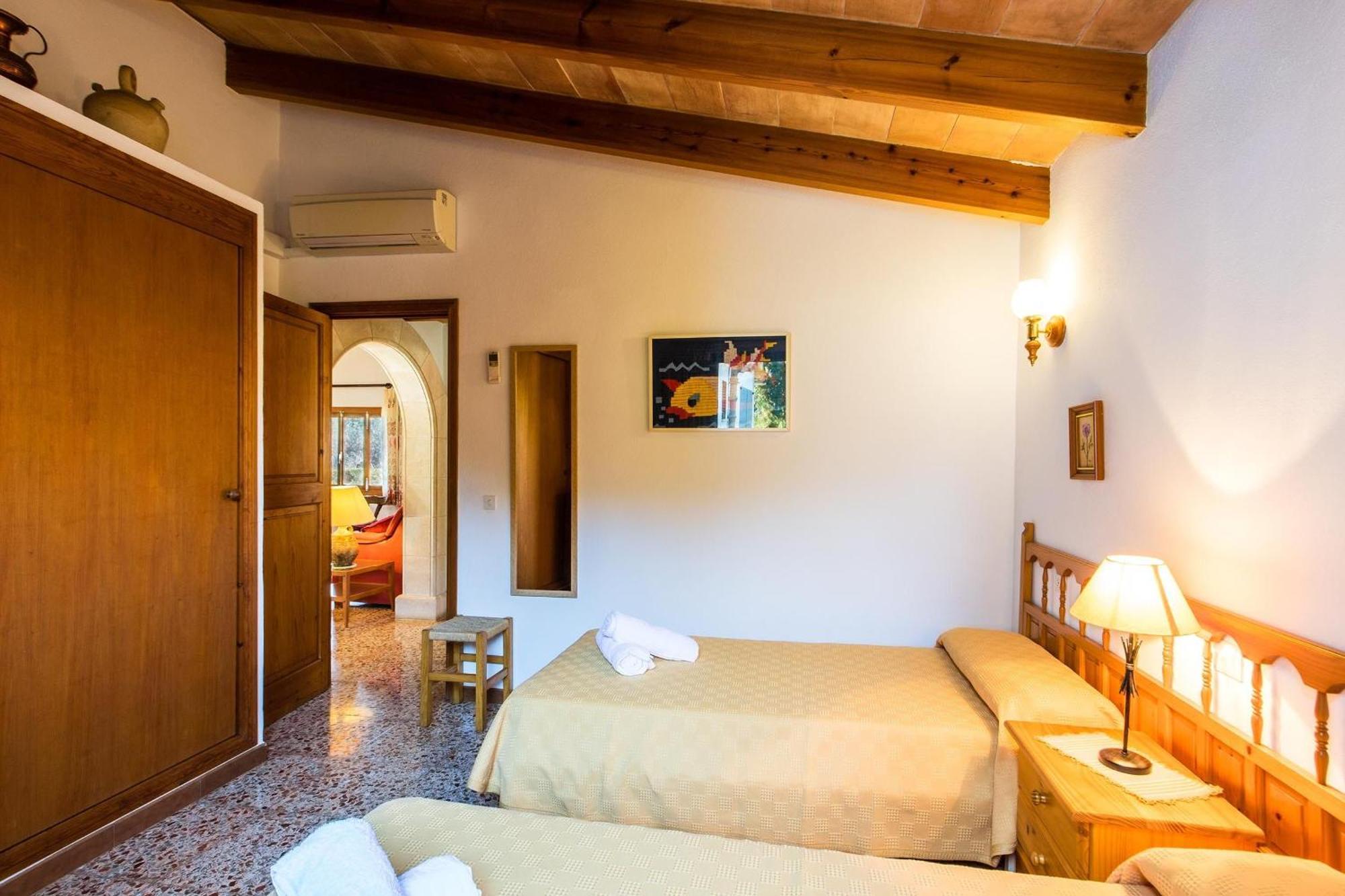 Zweizimmerhaus Mit Schoenen Aussichten In Der Naehe Von Сasa de vacaciones